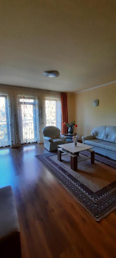 Bastya Apartmanhaz Sarvar Bagian luar foto