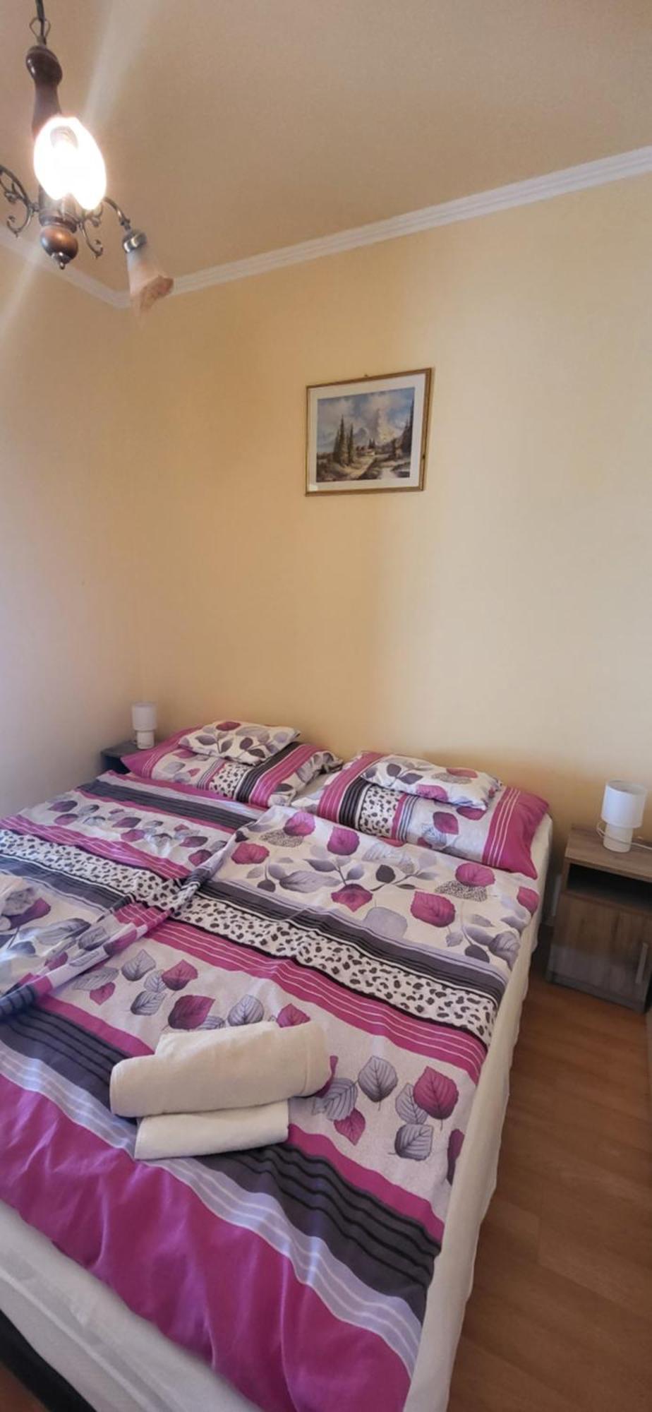 Bastya Apartmanhaz Sarvar Bagian luar foto