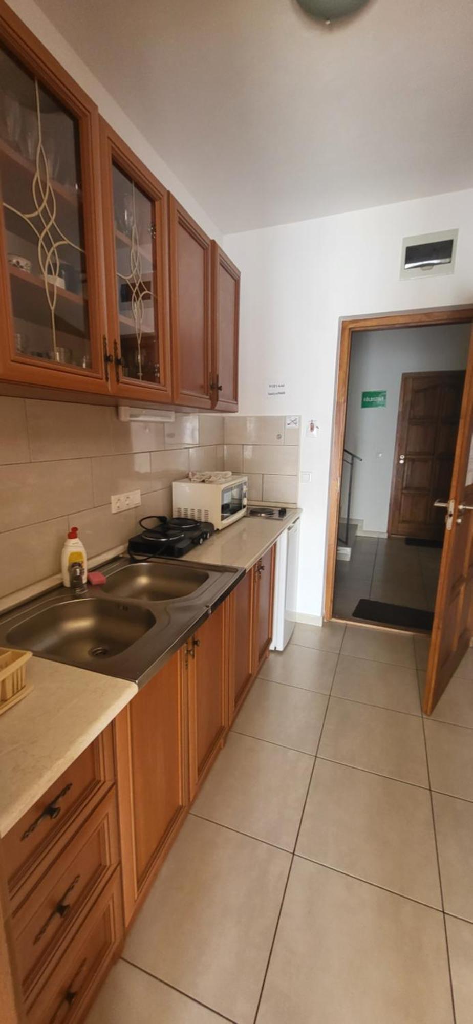 Bastya Apartmanhaz Sarvar Bagian luar foto