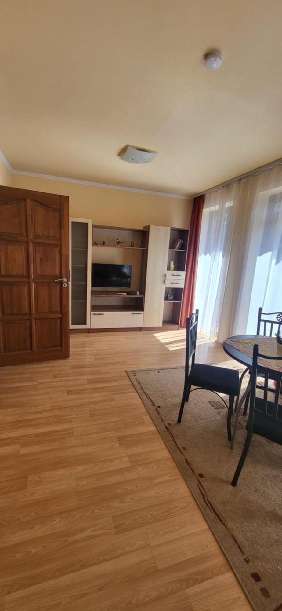 Bastya Apartmanhaz Sarvar Bagian luar foto